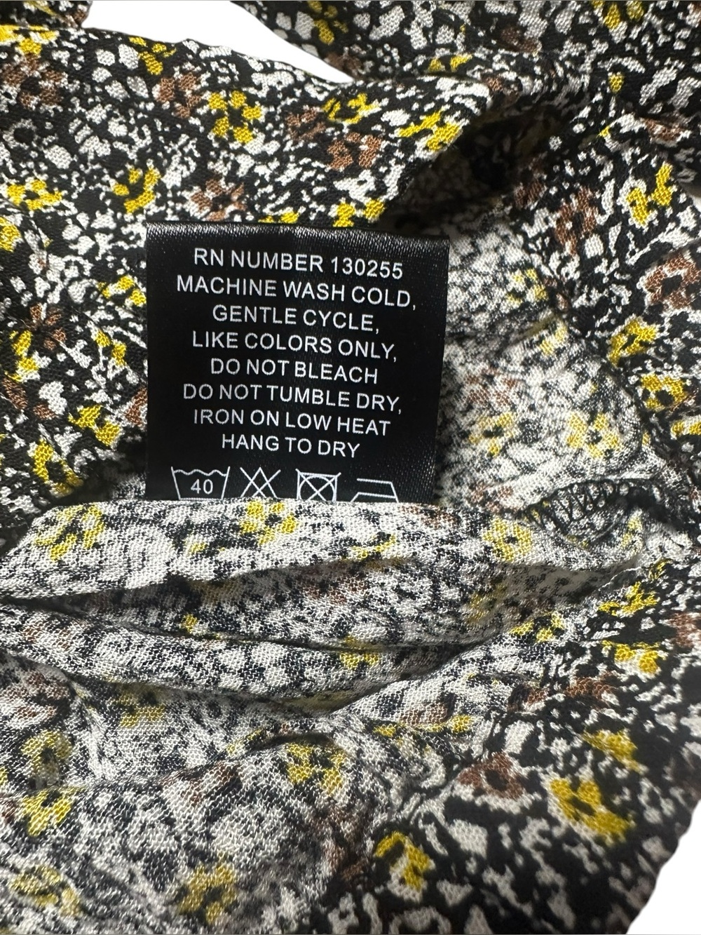 NWT Knotsisters V-Neck Long Sleeve Floral Blouse, Black with smocked waistband - Picture 8 of 9